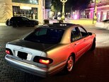 Mercedes E 240-5