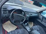 Mercedes E 240-8