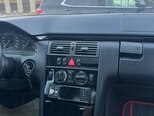 Mercedes E 240-10