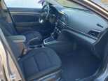 Hyundai Elantra-10