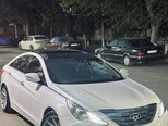 Hyundai Sonata-6