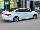 Hyundai Sonata-3