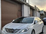Hyundai Sonata-13