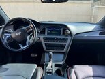 Hyundai Sonata-14