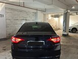 Hyundai Sonata-4