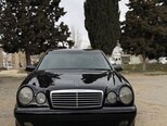 Mercedes E 200-1