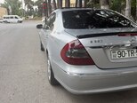 Mercedes E 270-5