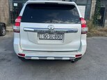 Toyota Land Cruiser Prado-7