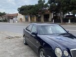 Mercedes E 230-2