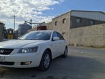 Hyundai Sonata-4