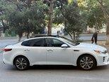 Kia Optima-4