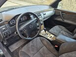 Mercedes E 240-8