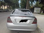 Mercedes E 270-7
