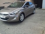 Hyundai Elantra-4