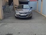 Hyundai Elantra-5
