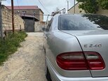 Mercedes E 240-5