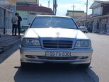 Mercedes C 200-1