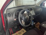 Nissan March-5