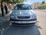 Opel Zafira-1