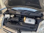 Toyota Prius-7