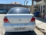 Nissan Sunny-5
