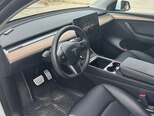 Tesla Model Y-10