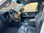 Toyota Land Cruiser-14