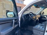 Toyota Land Cruiser-16