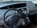 Renault Scenic-17