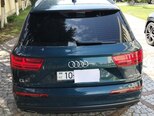 Audi Q7-5