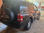 Mitsubishi Pajero-7