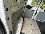Ford Transit-10