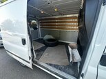 Ford Transit-12