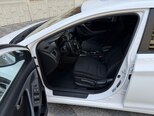 Hyundai Elantra-16