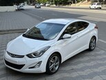 Hyundai Elantra-12