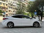 Hyundai Elantra-15