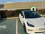 Tesla Model 3-5