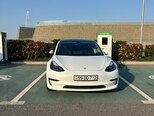Tesla Model 3-3
