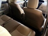 Toyota Prius V-6