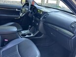 Kia Sorento-13