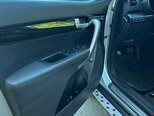 Kia Sorento-16