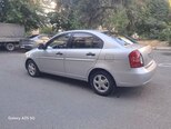 Hyundai Verna-5