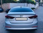 Hyundai Elantra-2