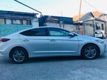 Hyundai Elantra-8