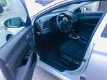 Hyundai Elantra-16