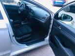 Hyundai Elantra-13