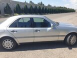 Mercedes C 200-11