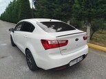 Kia Rio-5