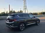 Hyundai Santa Fe-13