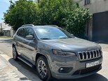 Jeep Cherokee-2